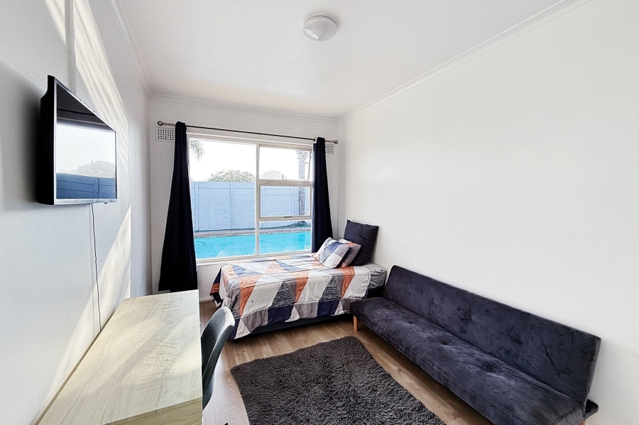 4 Bedroom Property for Sale in Monte Vista Western Cape